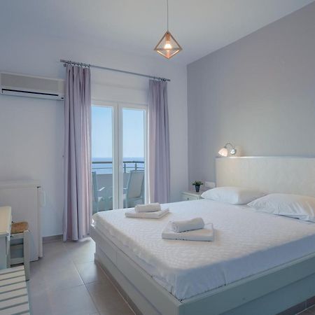 Pantheon Hotell Patitírion Eksteriør bilde