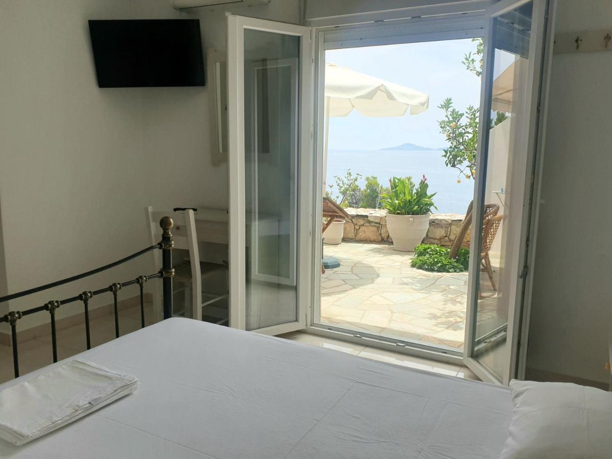 Pantheon Hotell Patitírion Eksteriør bilde