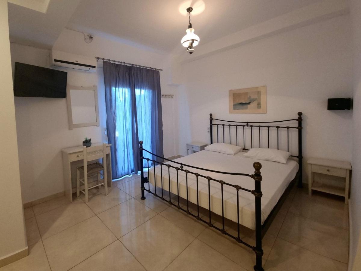 Pantheon Hotell Patitírion Eksteriør bilde